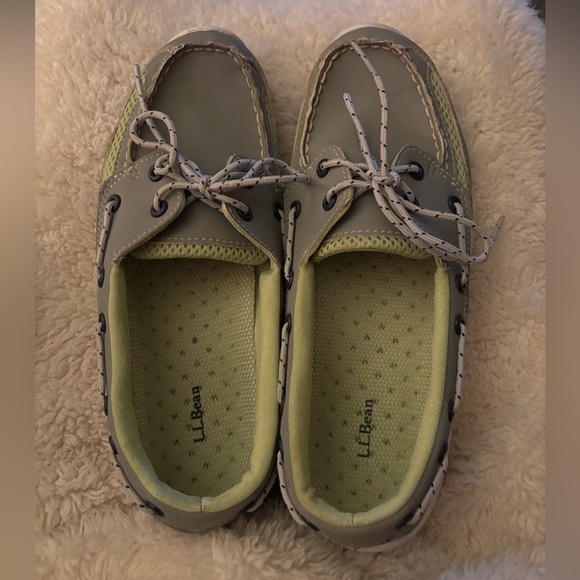 L.L Bean Boat Shoes - Picture 2 of 5